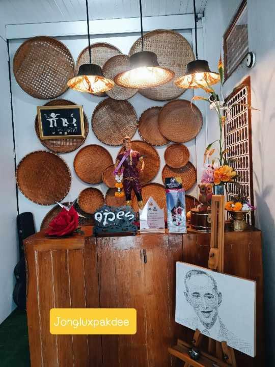 Jong Lux Pak Dee Bed & Breakfast Uttaradit Eksteriør bilde