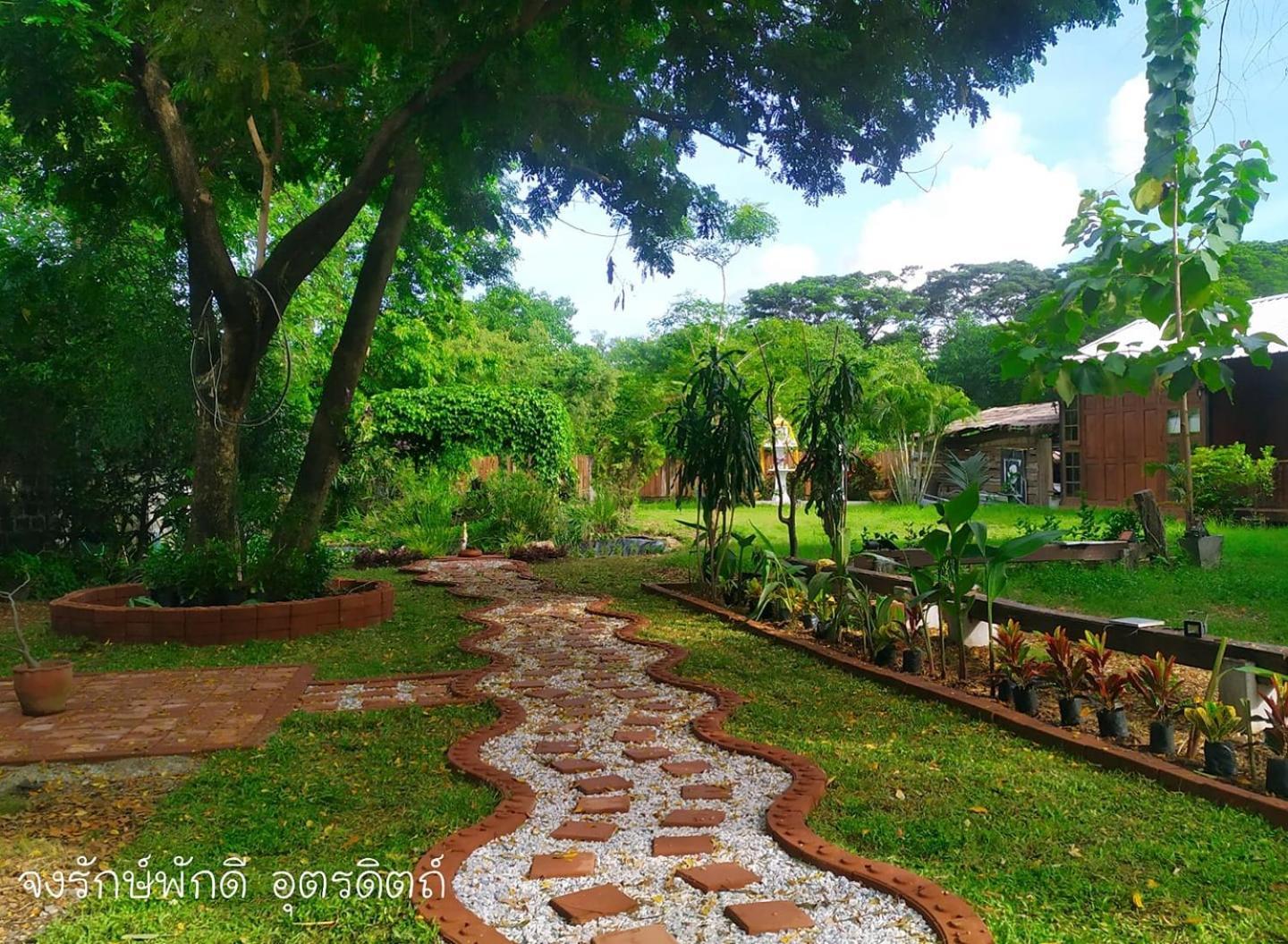 Jong Lux Pak Dee Bed & Breakfast Uttaradit Eksteriør bilde