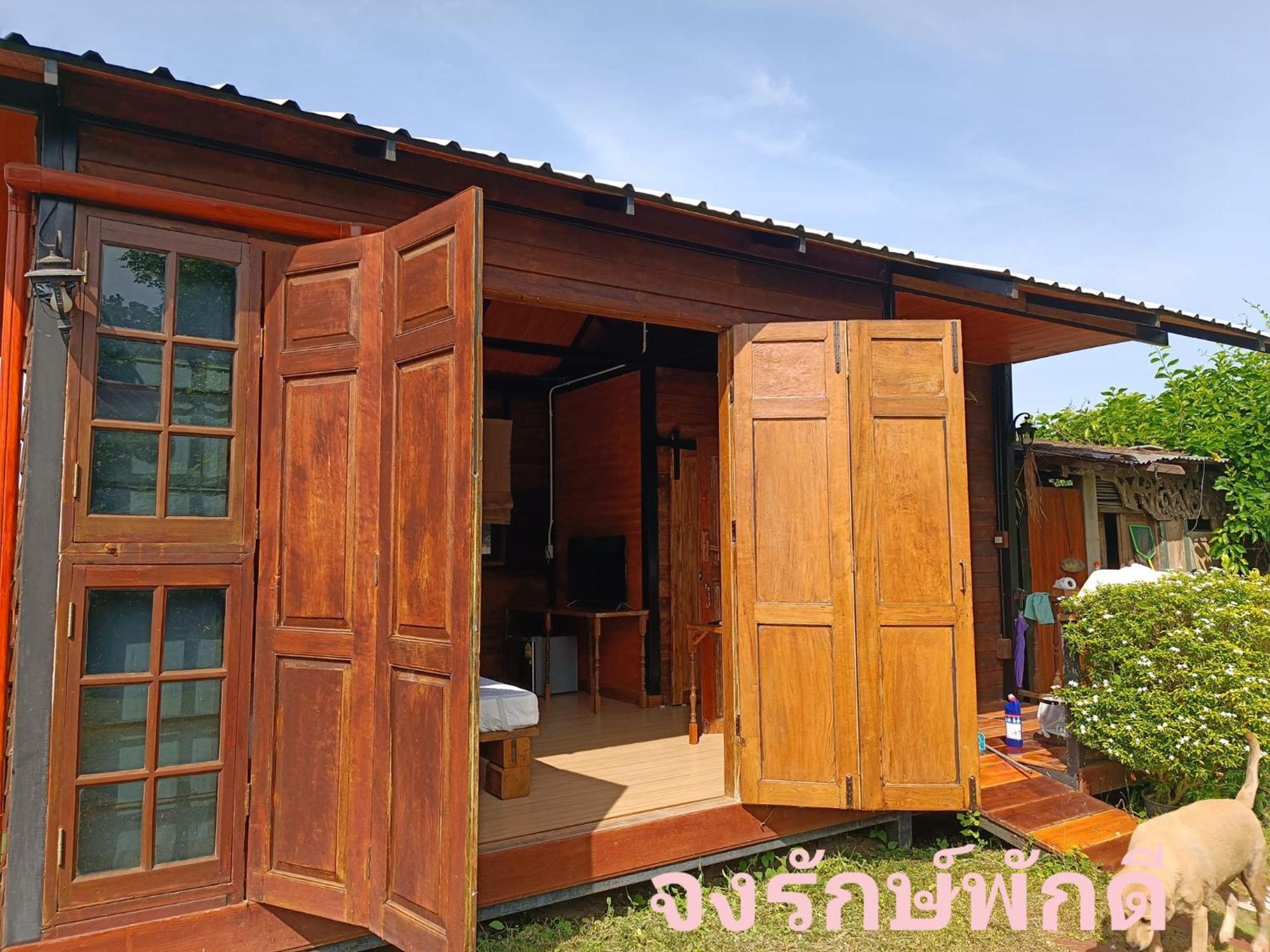Jong Lux Pak Dee Bed & Breakfast Uttaradit Eksteriør bilde